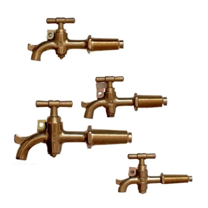 Small brass tap for wooden kegs