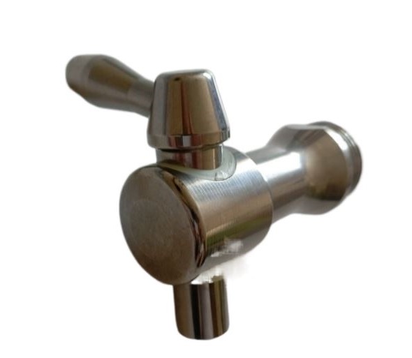 Stainless steel spigot for wine containers